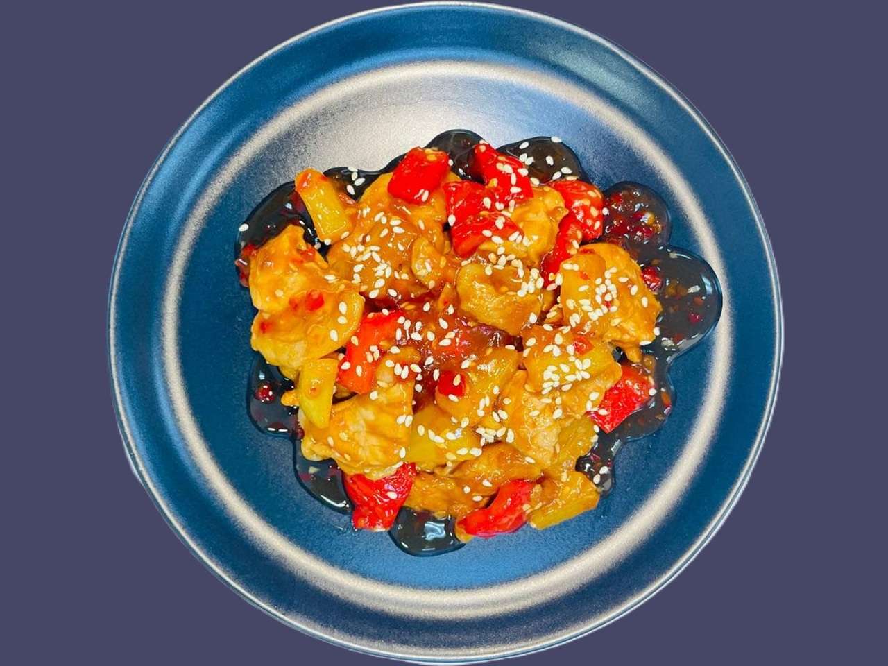 Фото Курица с ананасами в кисло-сладком соусе